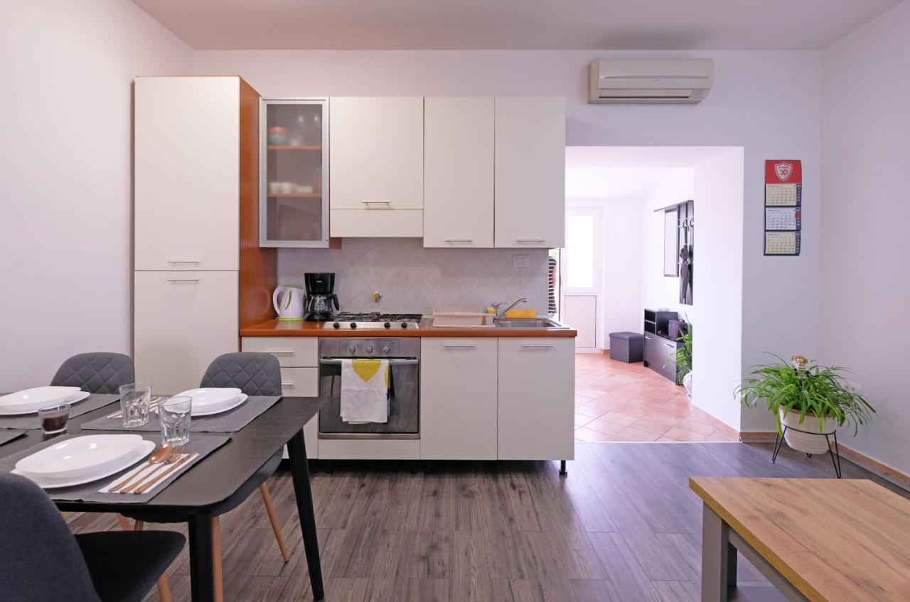 Apartment Klea - Cosy, Near City Center PUY Eksteriør bilde