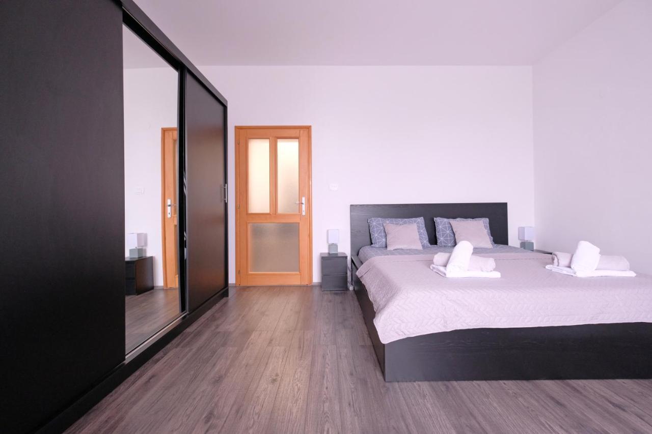 Apartment Klea - Cosy, Near City Center PUY Eksteriør bilde